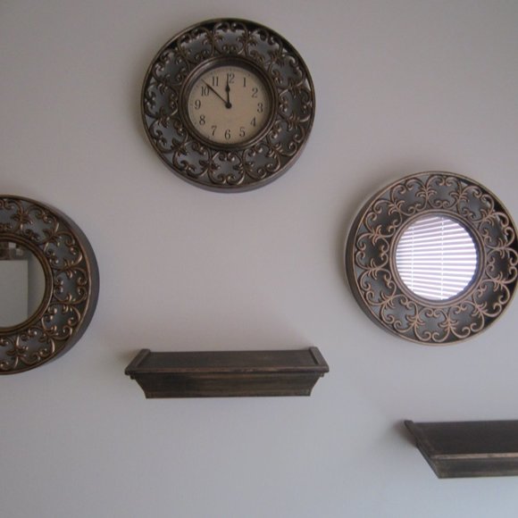 5-PIECE GOLD COLOR ELEMENT OF DESIGN/HOME DECOR WALL SET - Picture 7 of 9